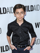 Aidan Gallagher : aidan-gallagher-1487737141.jpg