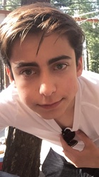 Aidan Gallagher : aidan-gallagher-1535219606.jpg