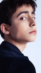 Aidan Gallagher : aidan-gallagher-1556915446.jpg