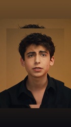 Aidan Gallagher : aidan-gallagher-1559841948.jpg