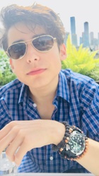 Aidan Gallagher : aidan-gallagher-1568321322.jpg