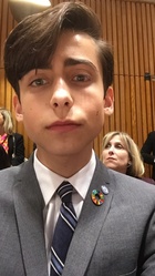 Aidan Gallagher : aidan-gallagher-1569106551.jpg