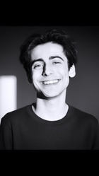 Aidan Gallagher : aidan-gallagher-1572376560.jpg