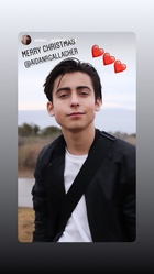 Aidan Gallagher : aidan-gallagher-1577377411.jpg