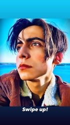 Aidan Gallagher : aidan-gallagher-1617661880.jpg