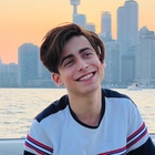 Aidan Gallagher : aidan-gallagher-1693081583.jpg