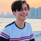 Aidan Gallagher : aidan-gallagher-1693081596.jpg