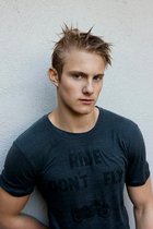 Alexander Ludwig : alexanderludwig_1302803103.jpg