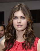 Alexandra Daddario : alexandra-daddario-1378604665.jpg