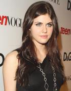 Alexandra Daddario : alexandra-daddario-1381950498.jpg