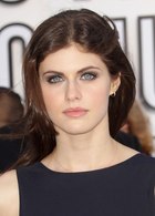 Alexandra Daddario : alexandra-daddario-1383686362.jpg