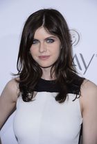 Alexandra Daddario : alexandra-daddario-1398095671.jpg