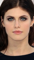 Alexandra Daddario : alexandra-daddario-1400955931.jpg