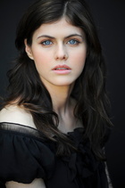 Alexandra Daddario : alexandra-daddario-1407165784.jpg