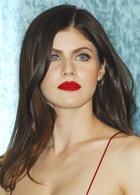 Alexandra Daddario : alexandra-daddario-1422552933.jpg