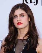 Alexandra Daddario : alexandra-daddario-1440530398.jpg