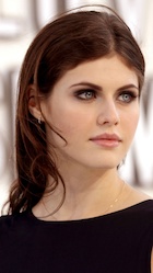 Alexandra Daddario : alexandra-daddario-1452231299.jpg