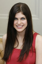 Alexandra Daddario : alexandradaddario_1269921436.jpg