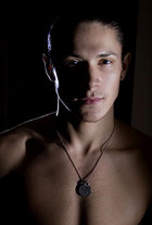 Alex Meraz : alexmeraz_1264661894.jpg