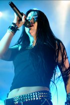 Amy Lee : amy-lee-1313218652.jpg