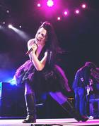 Amy Lee : amy-lee-1362793343.jpg