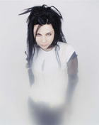 Amy Lee : amy-lee-1380382323.jpg