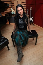 Amy Lee : amy-lee-1407024751.jpg