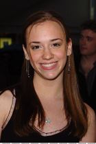 Andrea Bowen  : andreabowen_1287942690.jpg