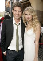 Drew Seeley : TI4U_u1221453900.jpg