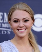 AnnaSophia Robb : annasophia-robb-1323224579.jpg