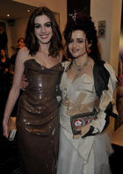 Anne Hathaway : TI4U_u1293910832.jpg