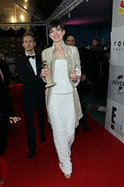 Anne Hathaway : anne-hathaway-1363533617.jpg