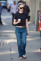 Anne Hathaway : anne-hathaway-1367979394.jpg