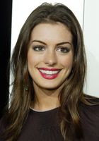 Anne Hathaway : anne-hathaway-1373572492.jpg