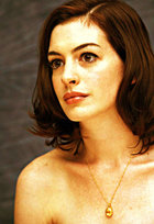 Anne Hathaway : anne-hathaway-1379706082.jpg