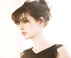 Anne Hathaway : anne-hathaway-1395919653.jpg