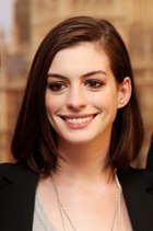 Anne Hathaway : anne-hathaway-1400955725.jpg