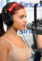 Ariana Grande : ariana-grande-1335847177.jpg