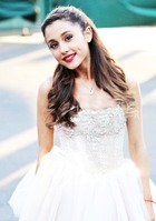 Ariana Grande : ariana-grande-1401474175.jpg