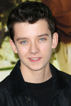 Asa Butterfield : asa-butterfield-1422274501.jpg