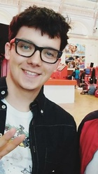 Asa Butterfield : asa-butterfield-1532862301.jpg