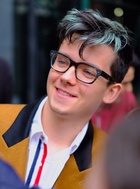 Asa Butterfield : asa-butterfield-1534544401.jpg