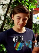 Asher Angel : asher-angel-1525006237.jpg