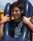 Asher Angel : asher-angel-1545496311.jpg