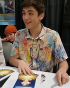 Asher Angel : asher-angel-1550978400.jpg