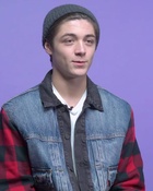 Asher Angel : asher-angel-1580250298.jpg