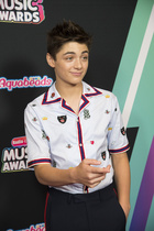 Asher Angel : asher-angel-1586824429.jpg