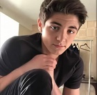 Asher Angel : asher-angel-1591213072.jpg