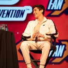 Asher Angel : asher-angel-1602433180.jpg