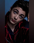 Asher Angel : asher-angel-1603825493.jpg